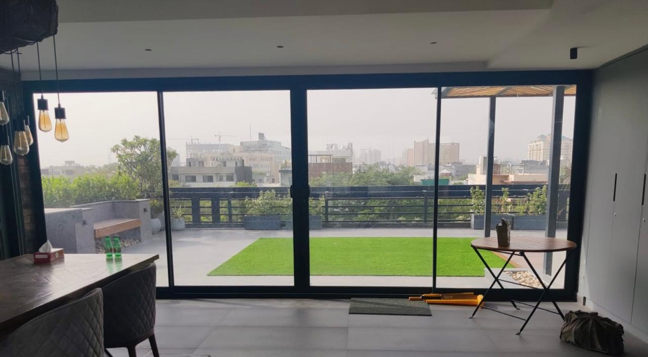 DLF Phase 1